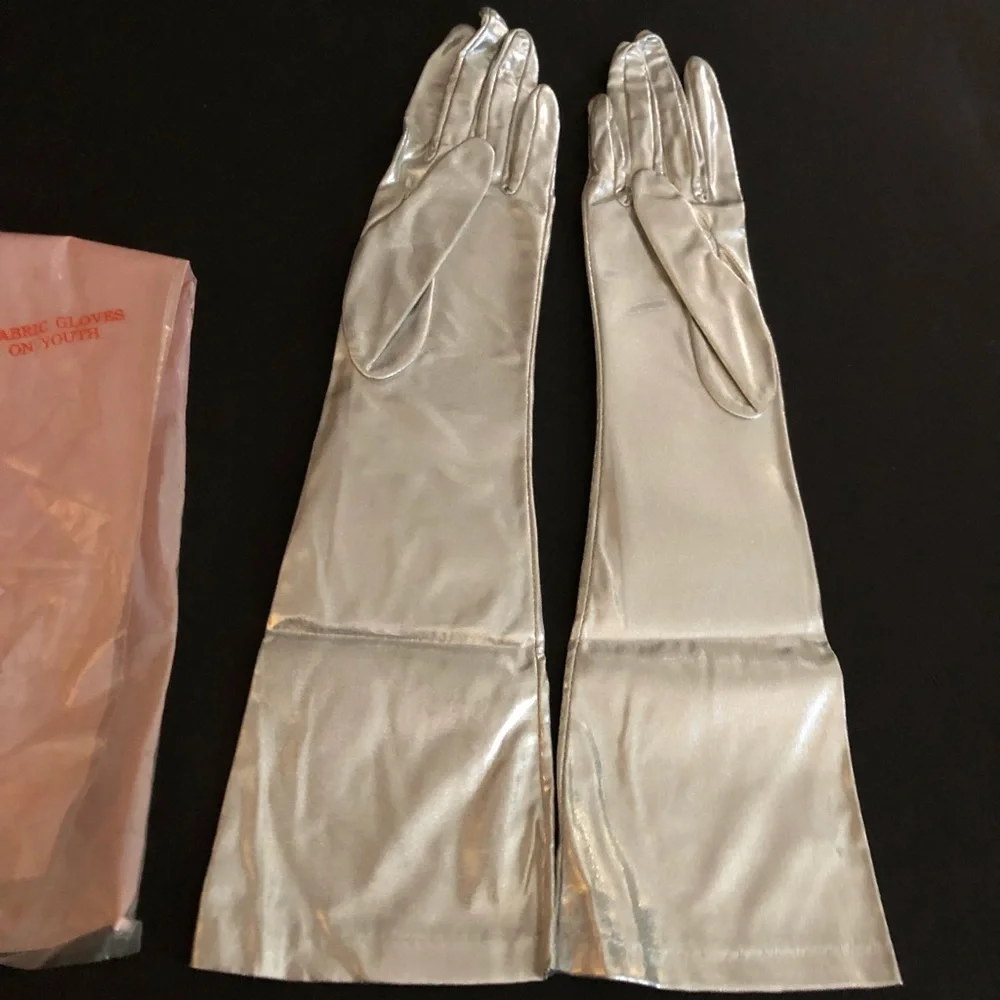 Vintage Silver Lame Three-Quarter Length Gloves